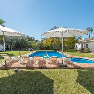 Banus 10 Minutos Villa Estepona